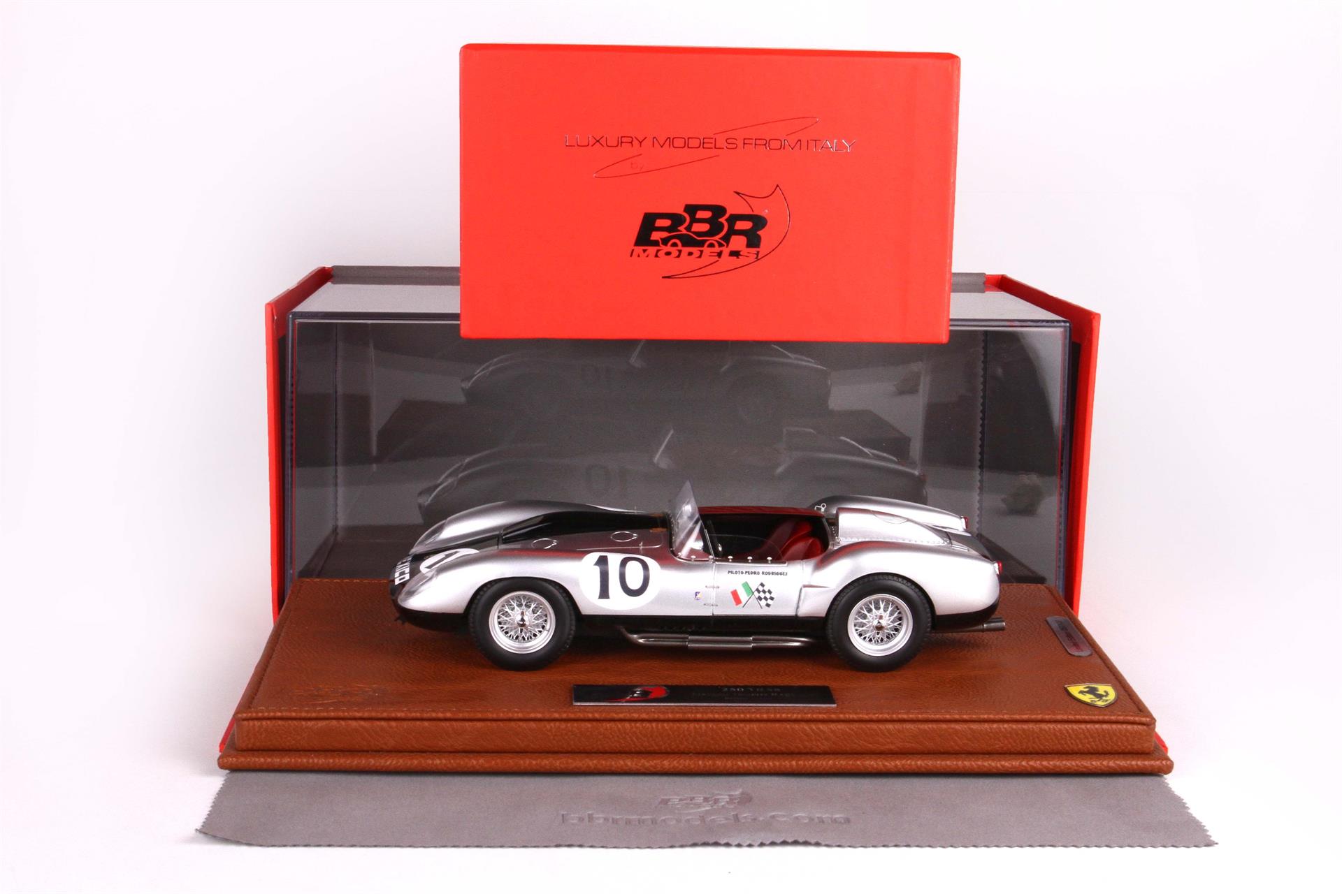 (image for) Ferrari 250 TR58 TestaRossa - Pedro Rodriguez Nassau '58 w/Case